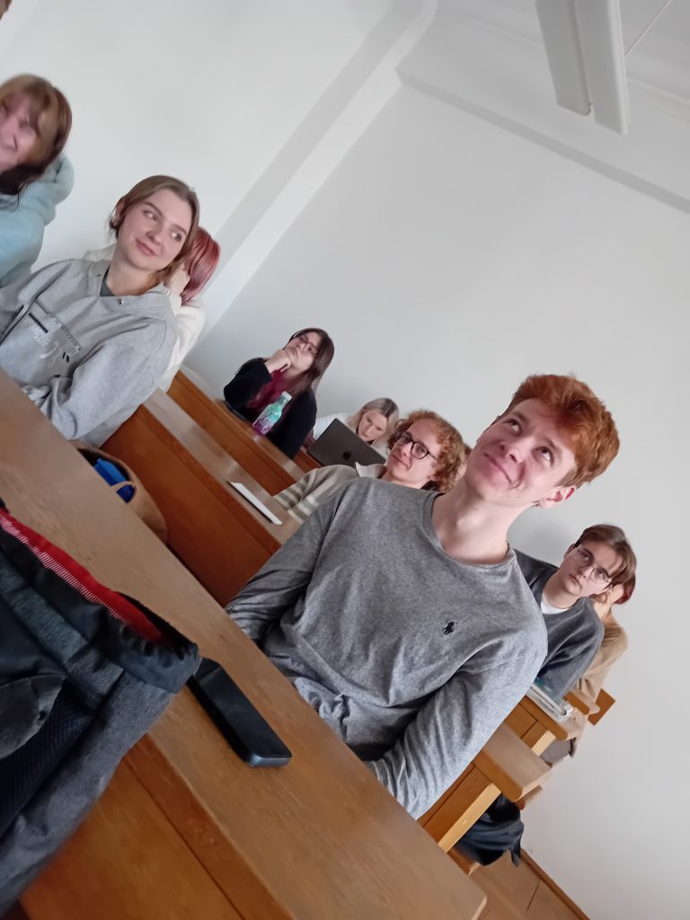 Beyond Language wykład"Audiodeskrypcja" 2023